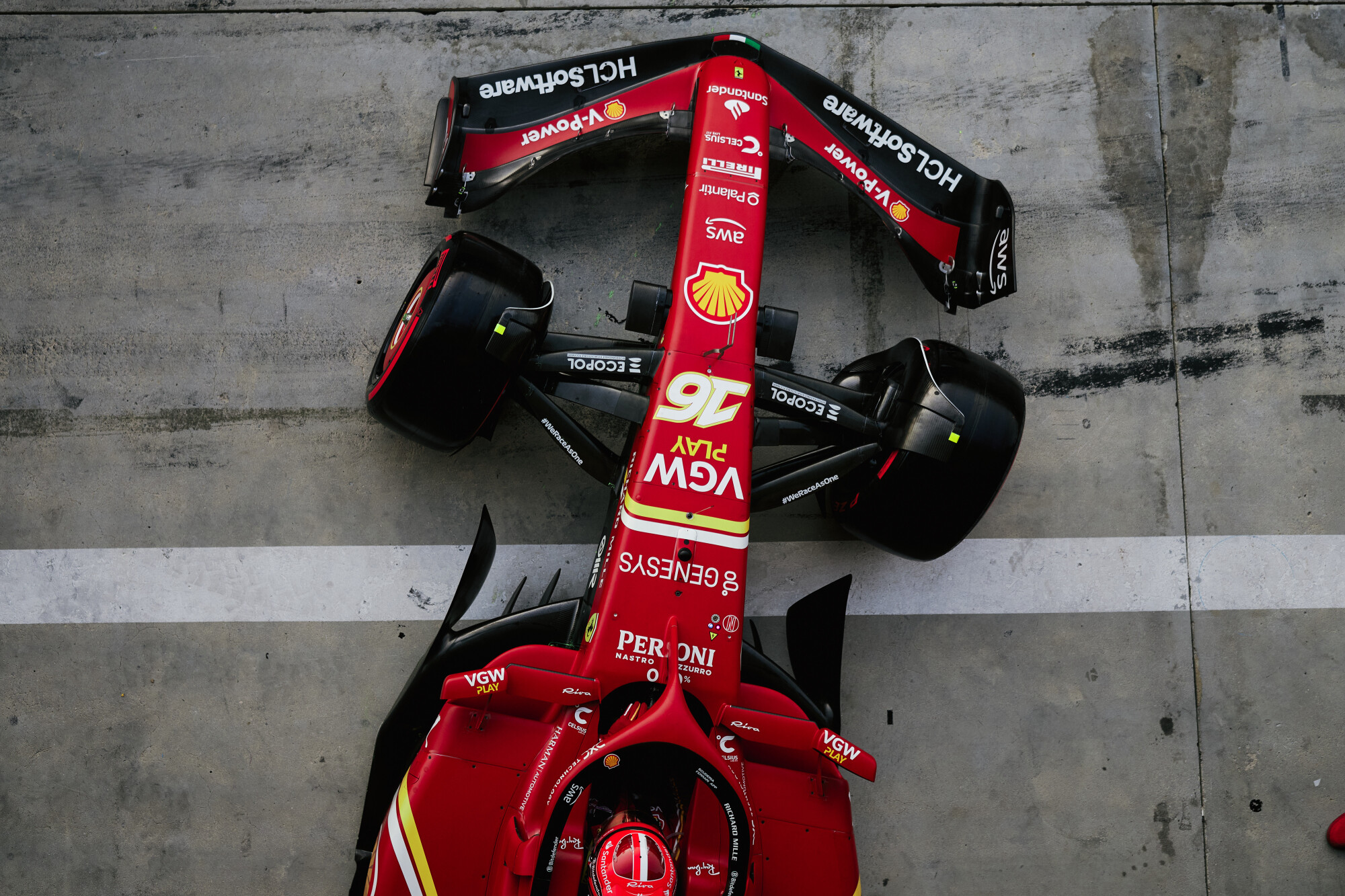 Charles Leclerc auto Bahrein 2024
