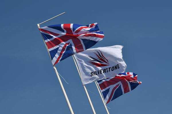 01-british-thursday3-778919