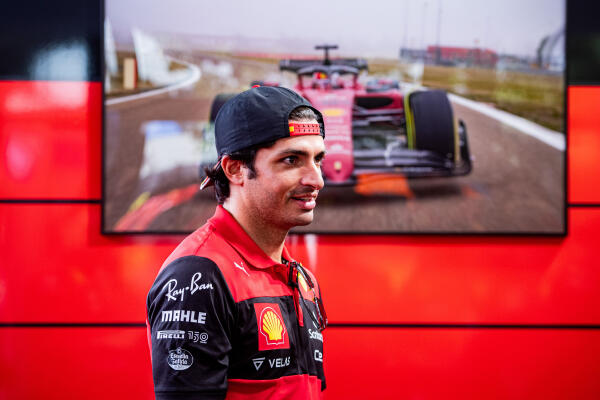carlos sainz melbourne