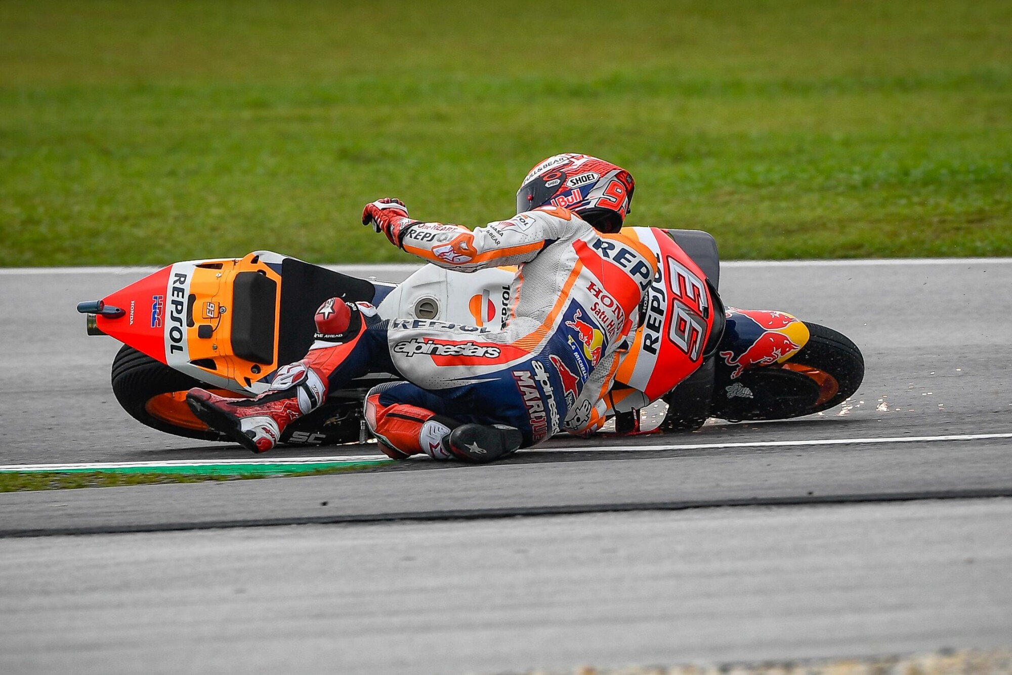 181103_MAL_Marquez_crash