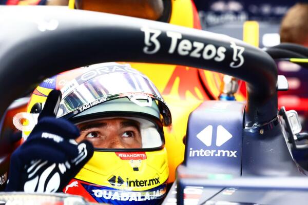 sergio perez jeddah 2022