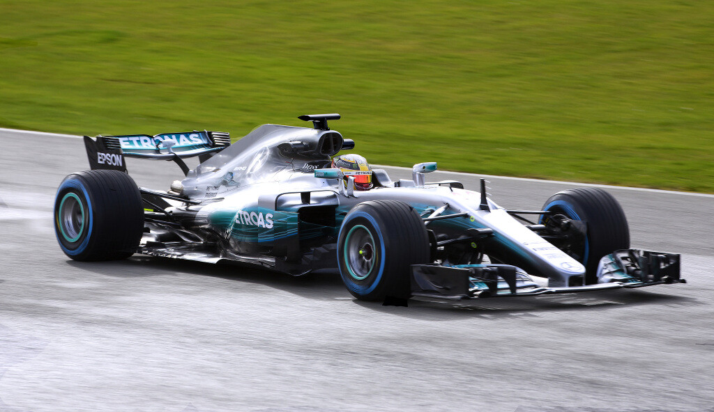 images_2017_F1_02_Mercedes_W08_2