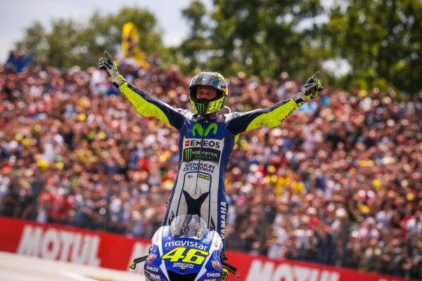 images_MotoGP_2015_juni_150627_NED_MotoGP_rossifeest