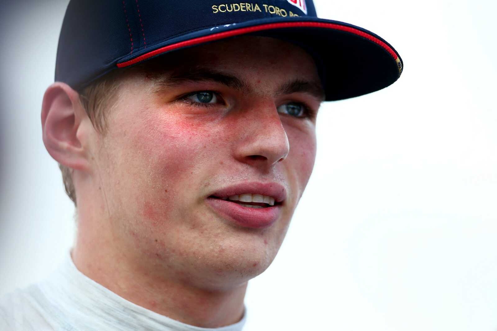 images_Formule1_2015_nieuws_juli_Max_Verstappen_Scuderia_Toro_Rosso_2015_Grand_Prix_Hongarije_P5