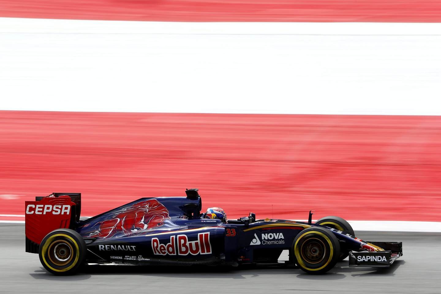 images_Formule1_2015_nieuws-juni_Max_Verstappen_Scuderia_Toro_Rosso_Grand_Prix_Oostenrijk_2015