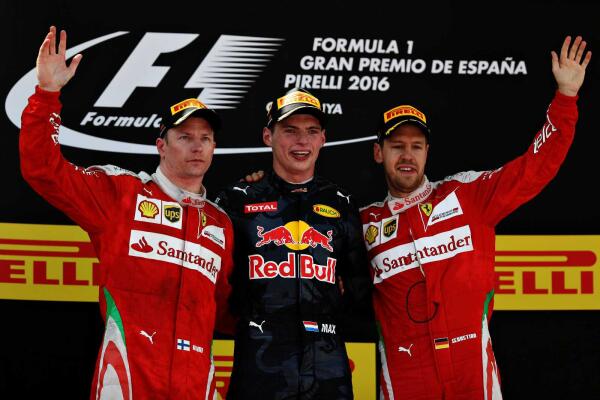 Max_Verstappen_podium_F1_Grand_Prix_Spanje_2016