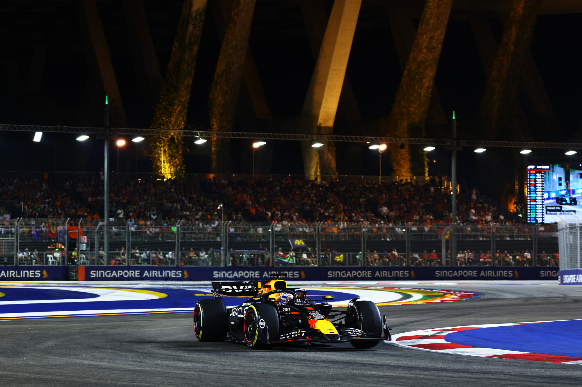 Max Verstappen auto Singapore