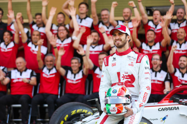 Antonio Giovinazzi - Team