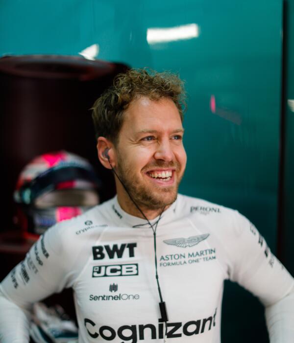 Vettel 2021 Aston Martin